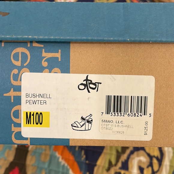 OTBT Bushnell Wedges Sz 10 in Pewter - Picture 9 of 9